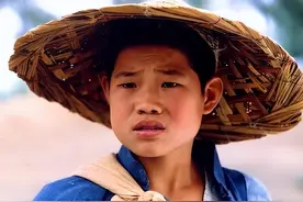 “出尽洋相”的“嘎子”，已经活成了一个笑话，这次人设彻底崩塌图片