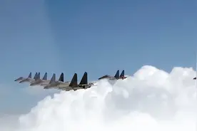 大陆军机抵近台岛，岛内热议“最后防线”，学者呼吁别抗拒统一图片