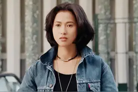 知名女星梁琤分享独居生活，深夜独自看病感可怜！52岁未婚无儿女图片