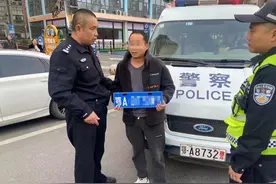 为省停车费使用伪造号牌，交警：罚款5000元，扣12分！图片