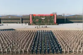 21式军装，开训亮相图片