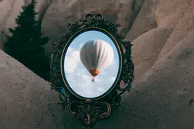 母亲去世后照顾弟弟长大，可弟弟不懂事，没有责任感怎么办图片