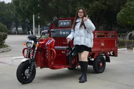 最大续航200公里，1500瓦电机，自带防溜坡功能的电动三轮车来了图片