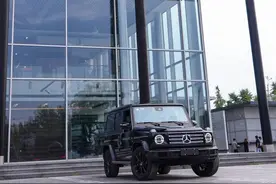 放心闯荡无人区，有了奔驰大G副油箱的加持再也不怕油不够用图片