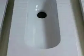 蹲便器如何直改马桶，“头条”以前的直改存在不足图片