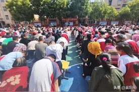 心怀感恩 向阳而生图片