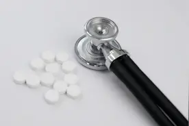 男人经常“勃起”，是什么原因导致的？多与这3点有关，你知道吗图片