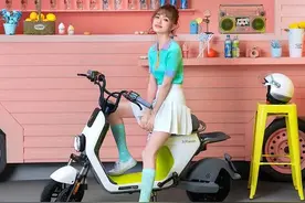 线上下单，门店提车，电动车告别土LOW，在天猫实现年轻化图片