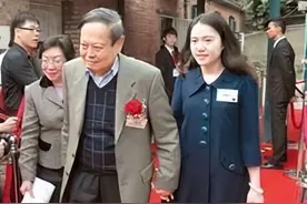 杨振宁的“长寿秘诀”，最核心的并不是多运动、喝水，而是这4点图片