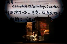 “为了胜利，向我开炮”的壮烈呐喊再响起，大型话剧《英雄儿女》首演图片