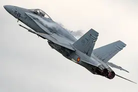 世界10大最强战斗机，第五代战机巅峰对决，歼20能干掉F22吗？图片