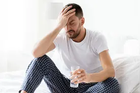 肾虚、力不从心？简单三味药泡水喝，健脾补肾、收精骨髓图片