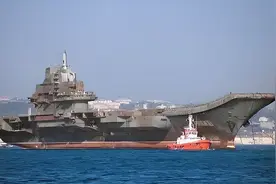 中国从乌克兰引进瓦良格号航母，乌方对设备进行拆卸和故意破坏图片