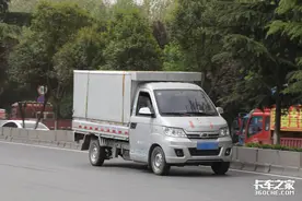 栏板车变厢货，这些违法改装最高罚2万元，年检也过不了图片