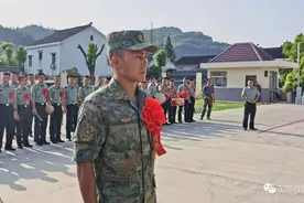 三次荣立三等功，向这位彝族战士致敬图片