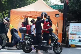 3月起，多地电动车上路有新情况，涉及电动自行车、电摩、超标车图片