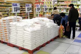 疫情反复，这5类物资可以多储备些，生活必需而且储存时间长图片