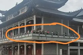 挖机走了！苍南黄氏宗祠的守护者：老年人的勇气与坚持图片