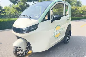 2款封闭电动三轮车，8000元起，选装锂电池最大能跑170公里图片