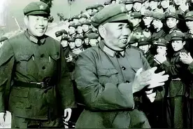 哨兵吞枪自杀，许世友闻讯心痛不已，赶去警卫营训斥营长图片