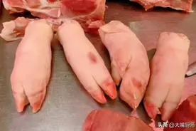 买猪蹄，如何区分“前蹄”和“后蹄”？4个特征要牢记，别买错了图片