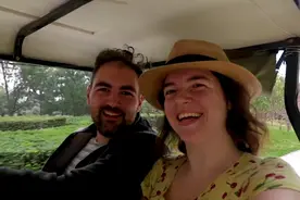 美国夫妇体验中国高铁，从平遥到西安，舒服到他们想把高铁搬回家图片