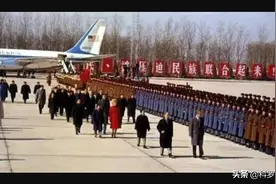 改变世界的一周，三军仪仗队震撼了尼克松，茅台酒差点火烧白宫图片