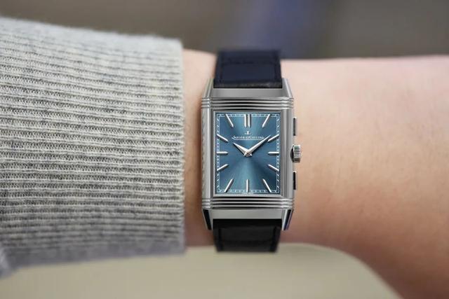 ���ҷ�ת��һ�ٷ���