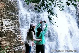 辽阳梨庇峪穿越核伙沟游记｜雨后的山谷如水墨画，云雾缭绕图片