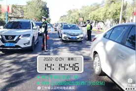 打造交通管理“最严市”丨锦州交警执勤在路上图片