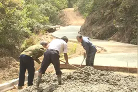 农村公路建设养护行动“百日攻坚”，自筹资金修路！这个村群众真“给力”……图片