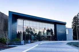 特斯拉北美宣布召回多款车型，摄像头存在安全隐患图片