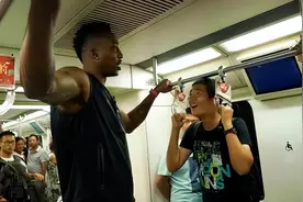 有图有真相，看完这6张照片你就相信 普通人努力也打不了NBA图片