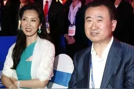 王健林神秘妻子：两年帮万达还清两千亿，王健林有她此生无憾！图片