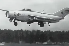 F-35B是如何做到垂直起飞和降落？图片