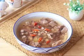 雨季潮湿，广东人常喝这祛湿汤，清爽不油腻，早喝早受益图片