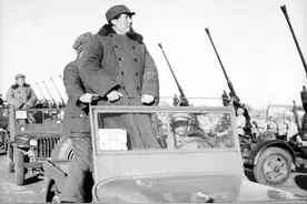 谈谈北京212吉普车图片