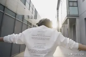 00后们，正在撕掉标签图片