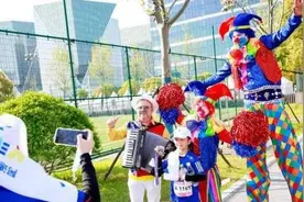 2023阿迪达斯少儿马拉松举行图片