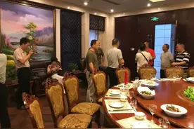 女子相亲带23个亲戚，一顿饭吃掉两万元，称男子逃单属于犯罪图片