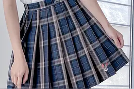 穿上秒变麻衣学姐？这些动漫人物的JK平替穿搭～快学图片