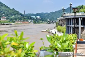 中国这座4线小城，是未被发现的养老圣地，长寿老人多，空气好图片