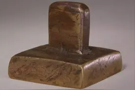 1985年，黑龙江老汉收废品得一宝贝，专家劝其上交，直言：凭什么图片