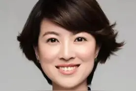 朱霞应正确对待集团通报 认真反思自己 早日重返荧屏 用心回馈观众图片