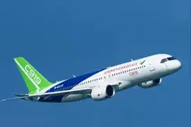 美不给适航证？影响不到我们，航展首日，中国强势订购60架C919图片