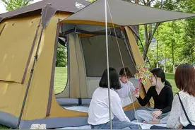 女生户外露营如何穿衣服？图片