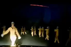 要拦住老年暴走团的违法之路——不能让违法者践踏法律还拦住公理图片