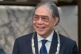 霍家300亿遗产风波又起：霍震霆为了儿子霍启刚的前途，置身事外图片