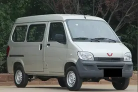 这三部MPV有哪些卖点：五菱之光、菱智、五菱宏光V图片