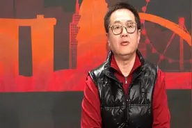 国乒女队前主教练施之皓盛赞孙颖莎樊振东，卸任后表示愧对刘诗雯图片